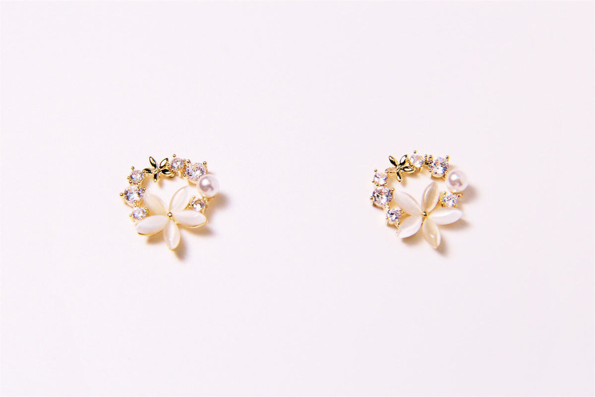 Blossom | Pearl Earrings™